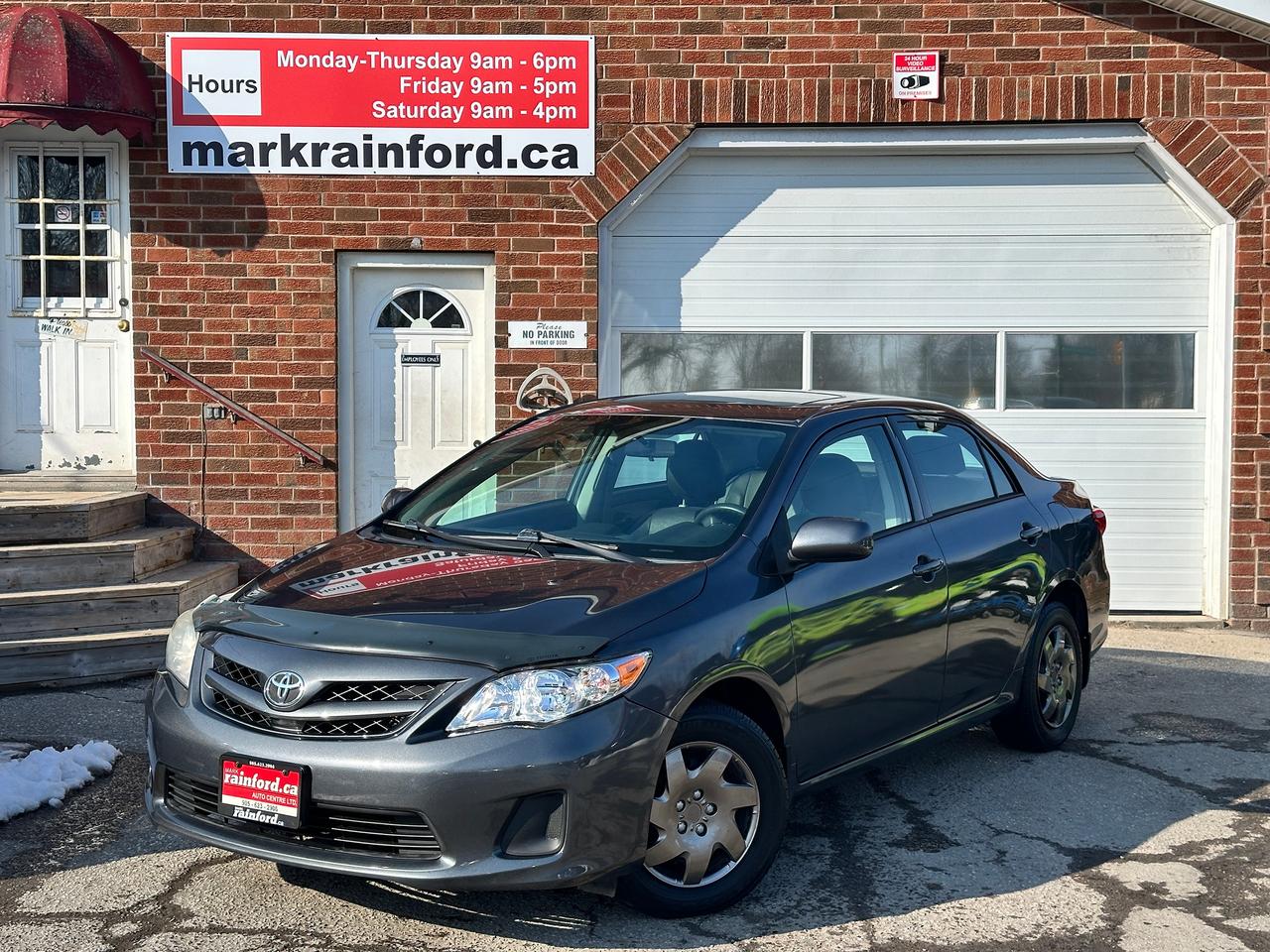 2013 Toyota Corolla CE Heated-Leather Sunroof Bluetooth AC FM CDPlayer
