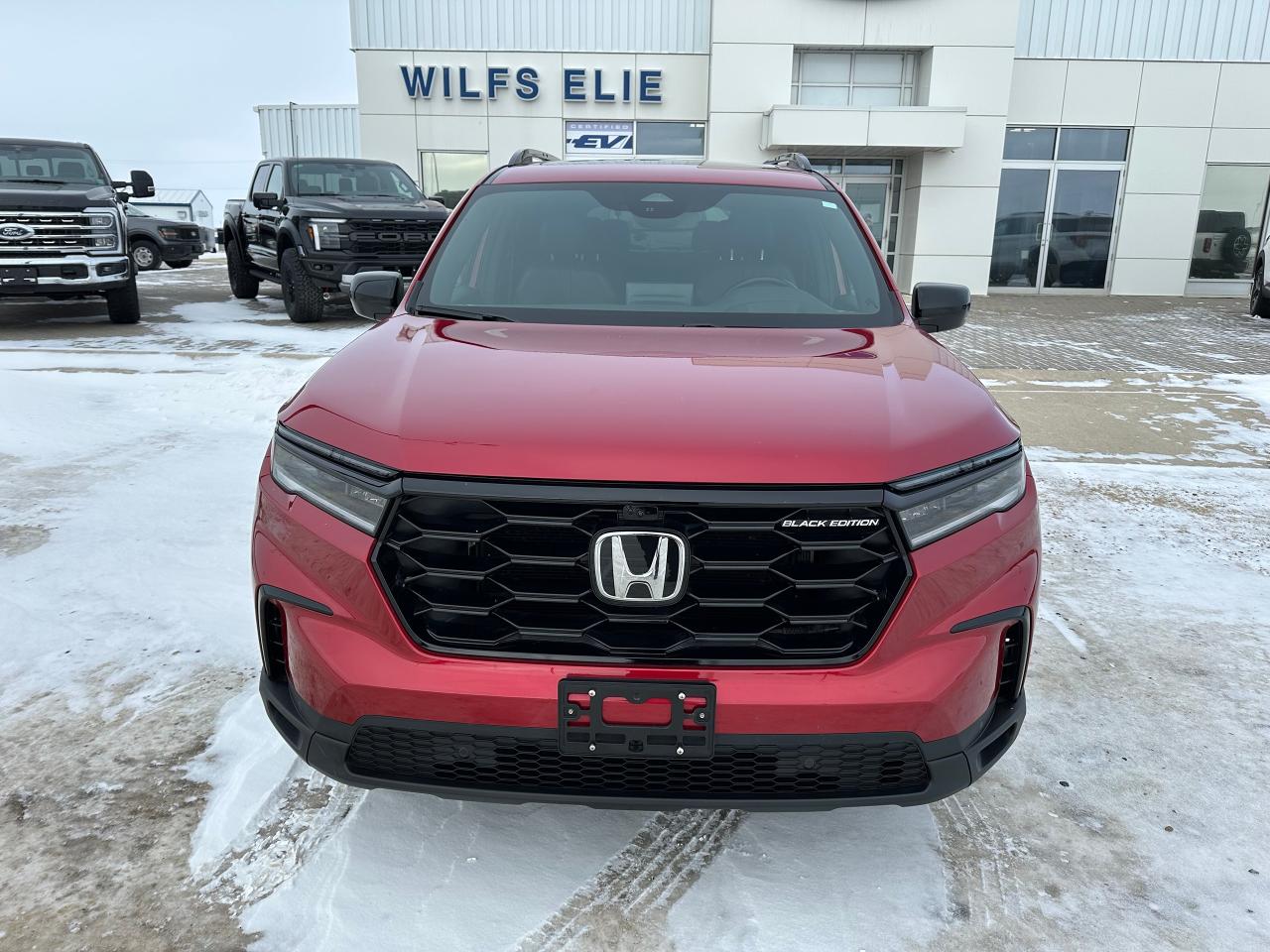 2025 Honda Pilot Black Edition AWD Photo5