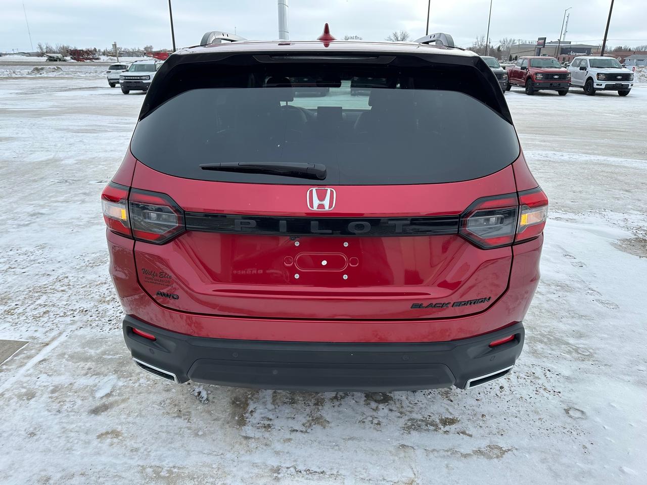 2025 Honda Pilot Black Edition AWD Photo5