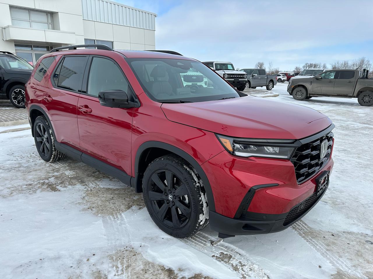 2025 Honda Pilot Black Edition AWD Photo5