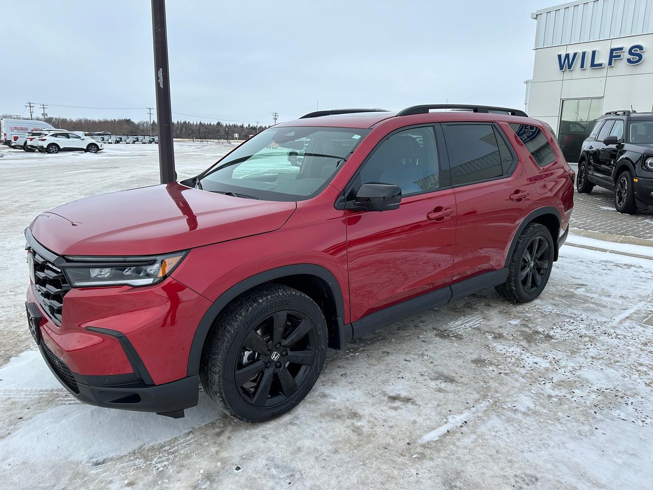 2025 Honda Pilot Black Edition AWD Photo0