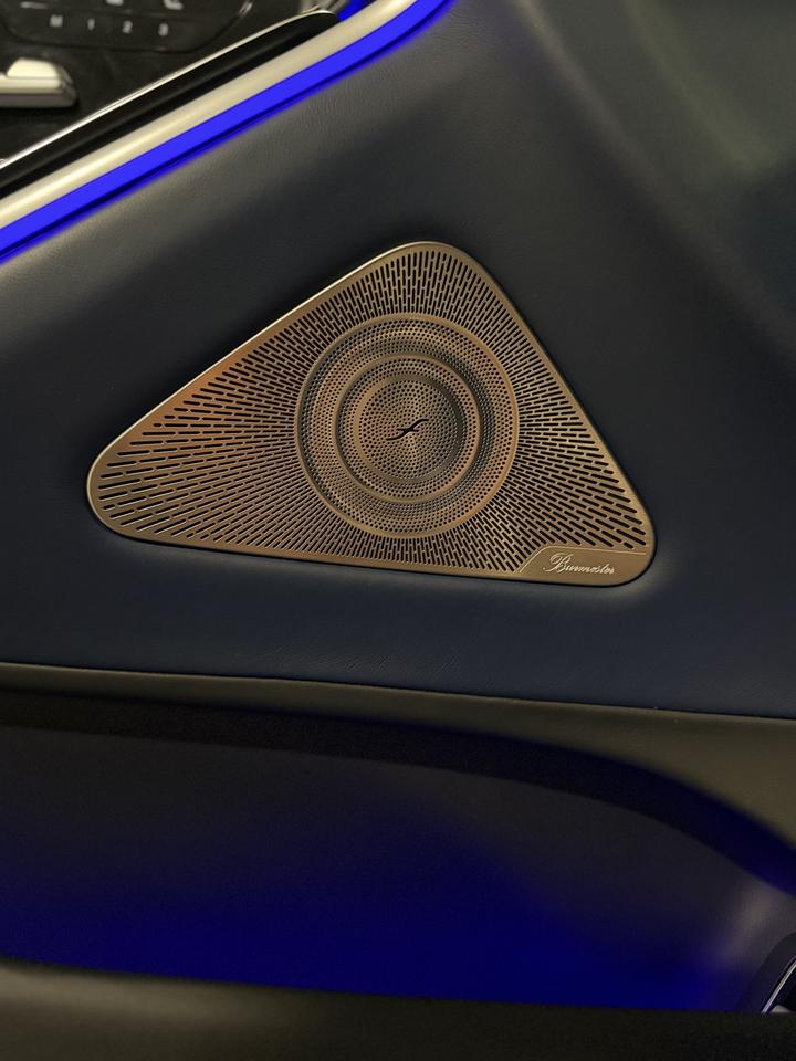 2022 Mercedes-Benz S-Class Mercades Manufaktur | Forgiato Rims | Blue INT | Photo