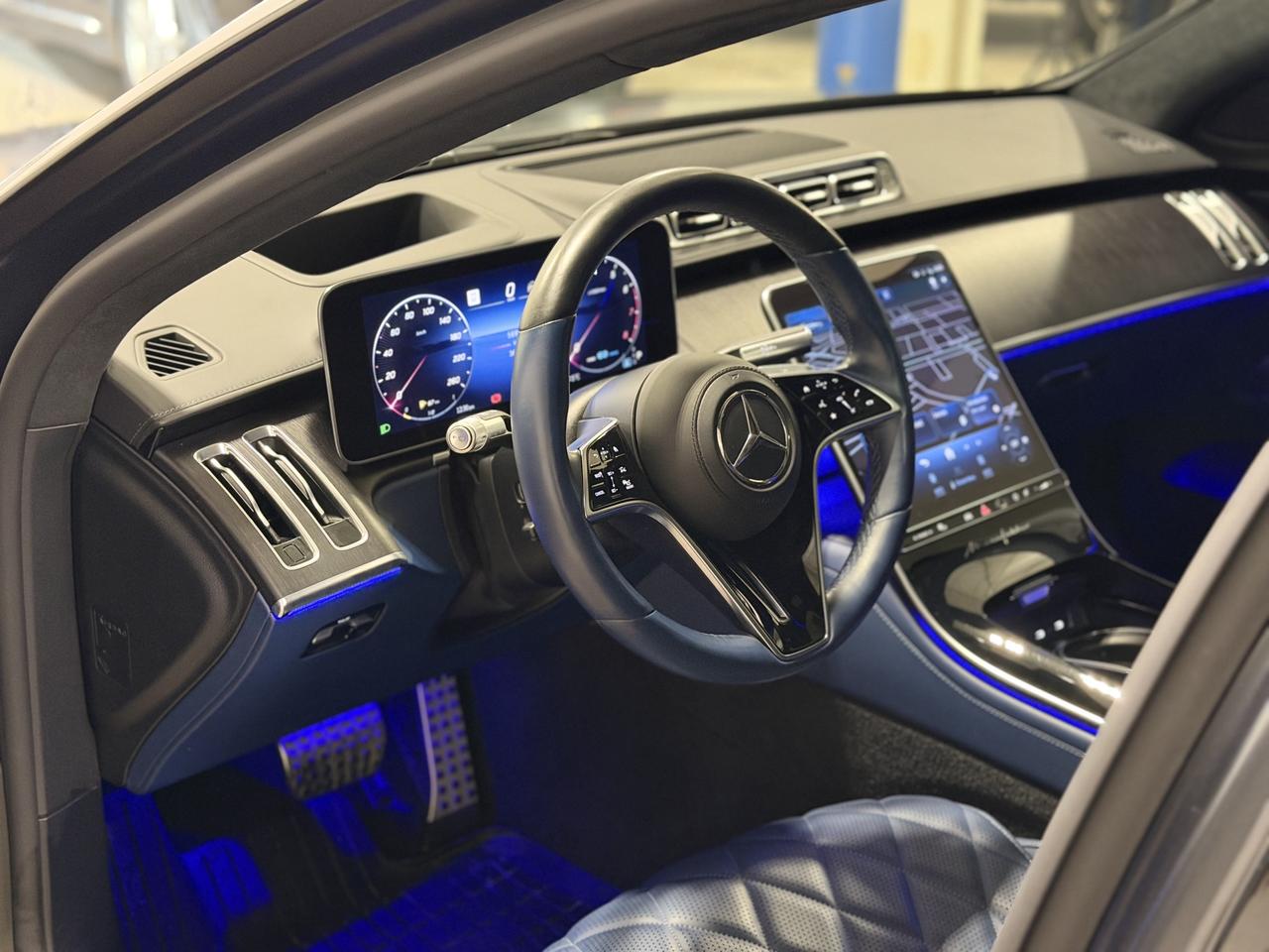 2022 Mercedes-Benz S-Class Mercades Manufaktur | Forgiato Rims | Blue INT | Photo