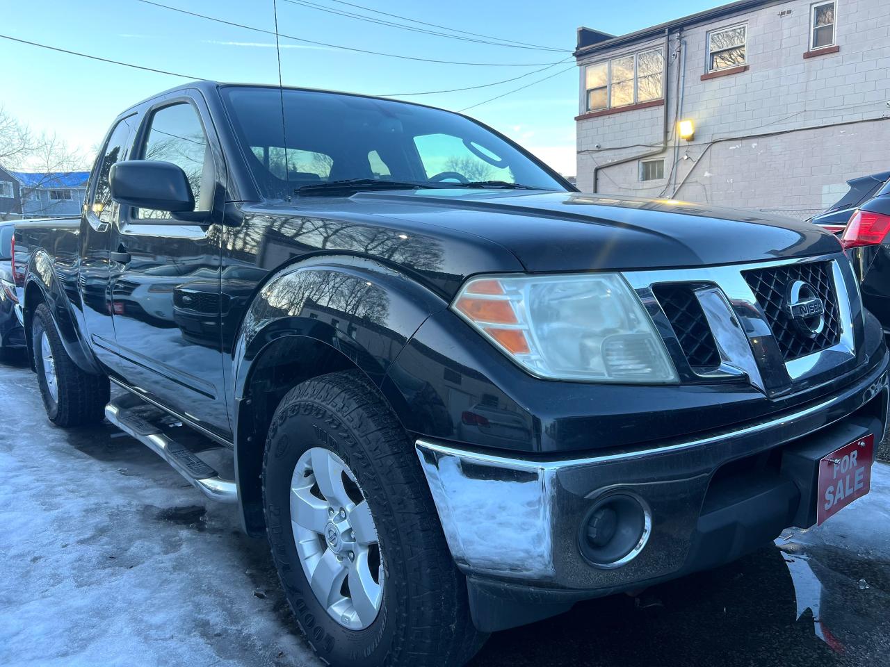 2011 Nissan Frontier SV V6 King Cab 4WD