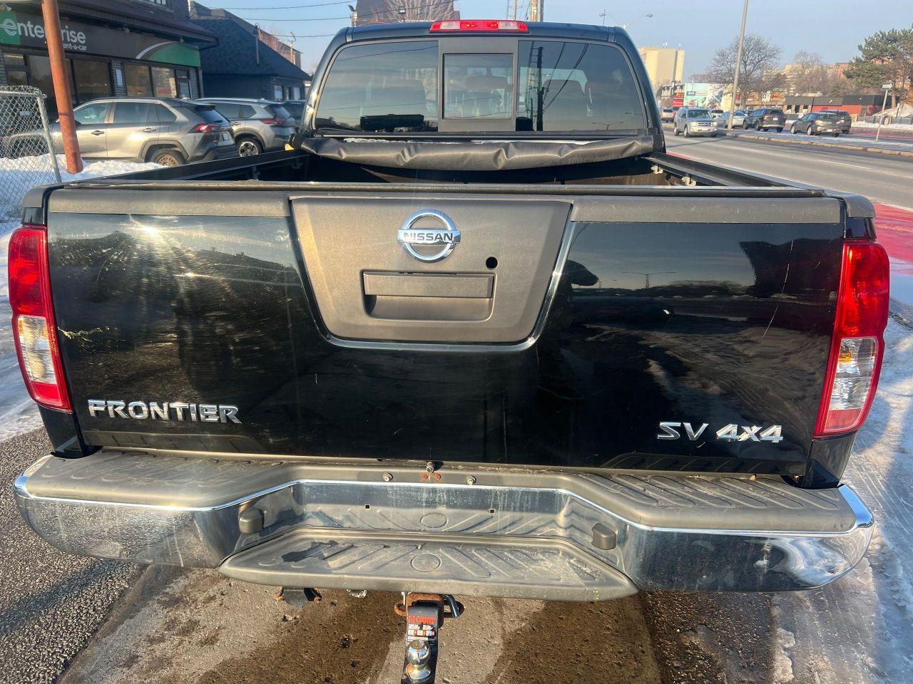 2011 Nissan Frontier SV-4WD-AUTOMATIC & MORE! Photo