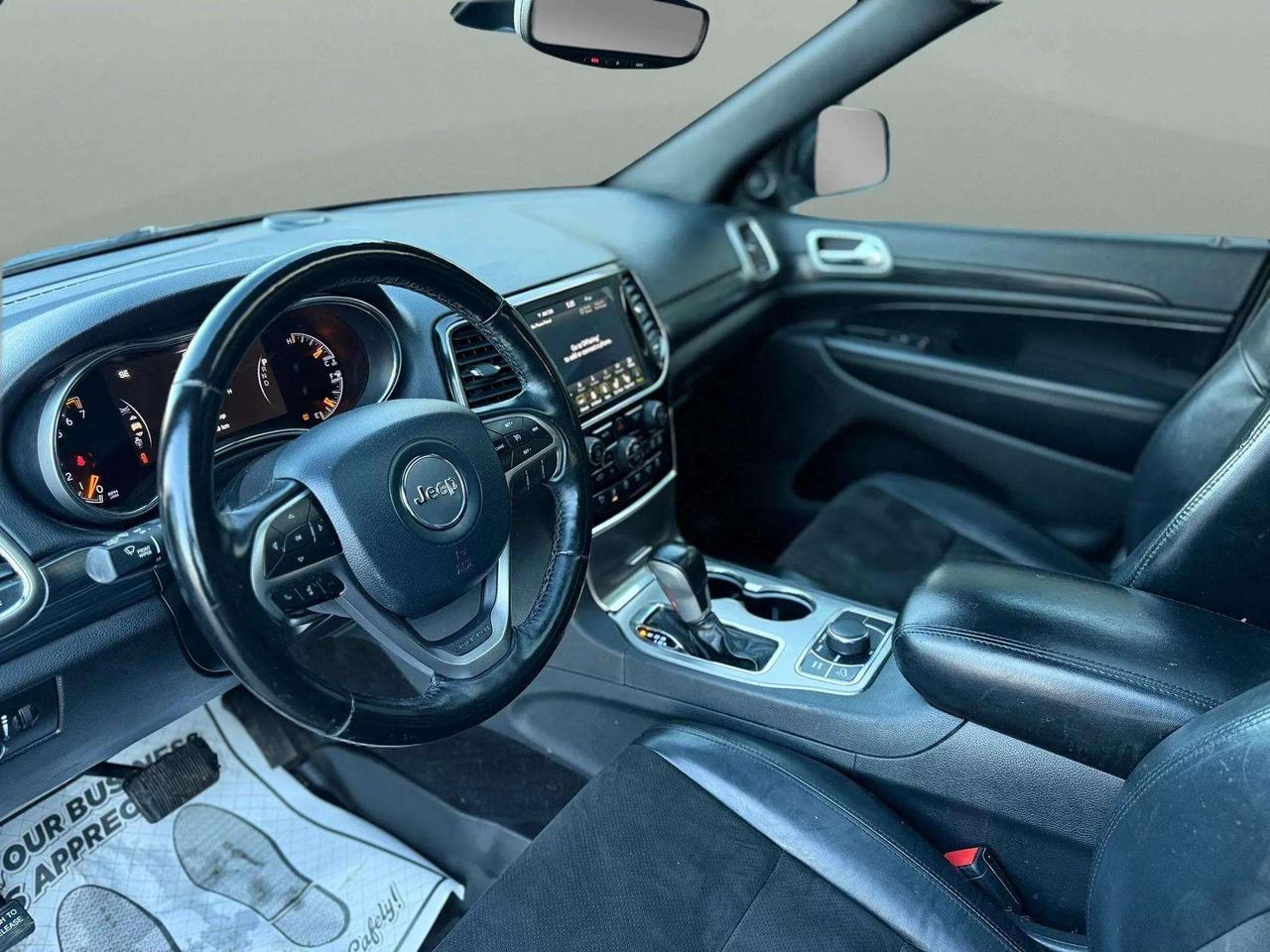 2020 Jeep Grand Cherokee ALTITUDE 4X4 Photo