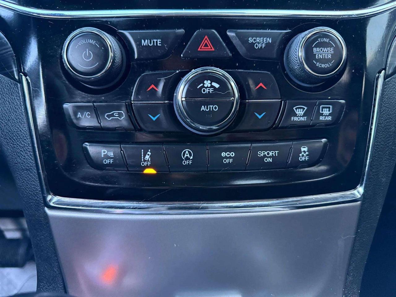 2020 Jeep Grand Cherokee ALTITUDE 4X4 Photo