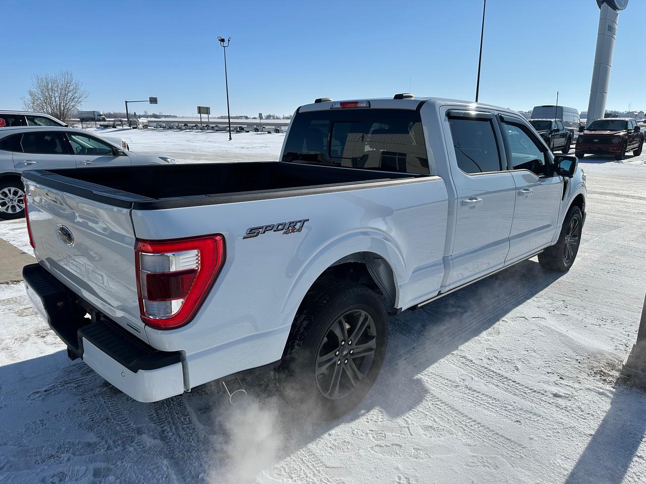 2023 Ford F-150 Lariat Photo3