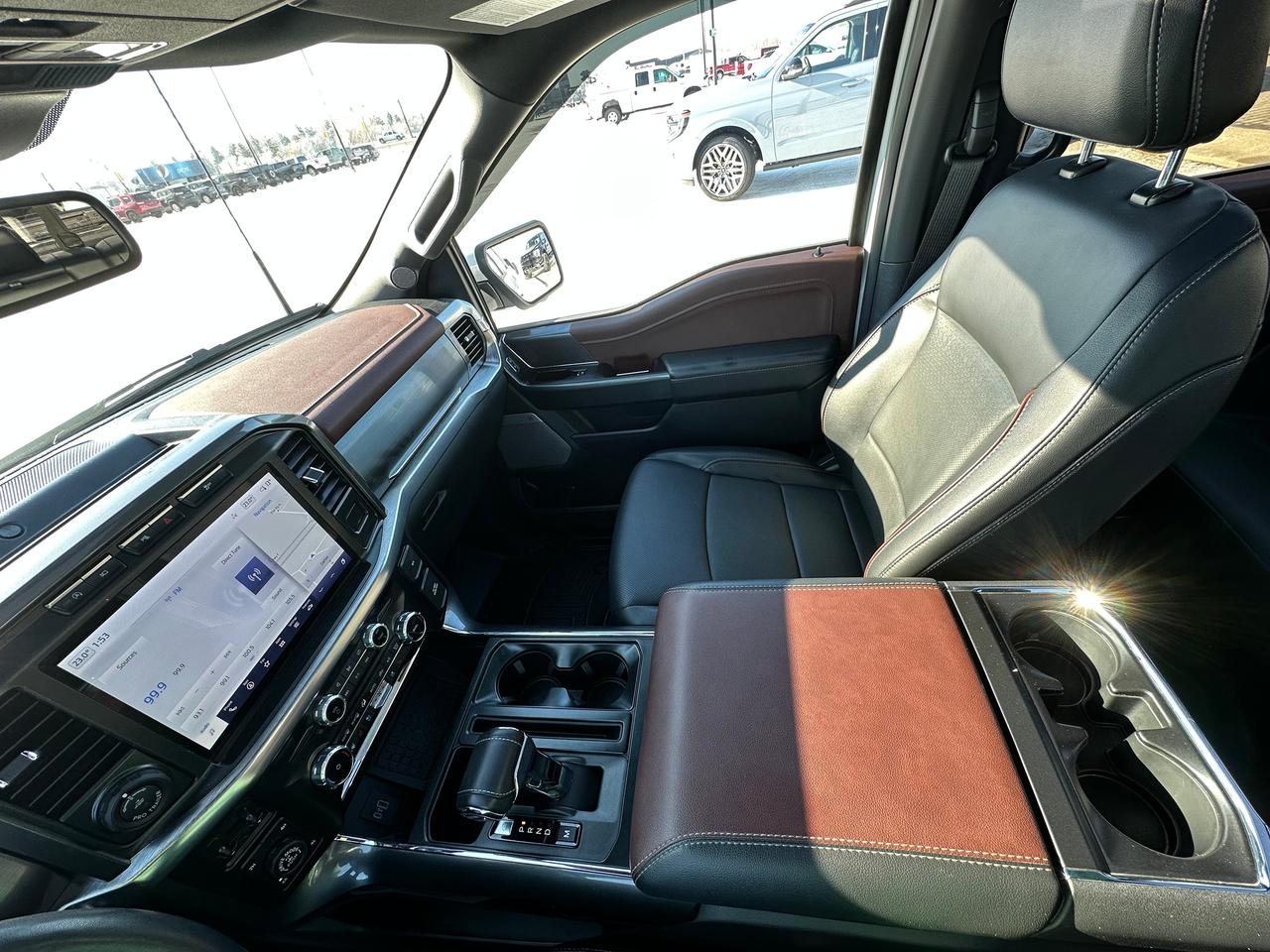 2023 Ford F-150 Lariat Photo5