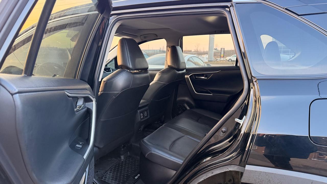 2019 Toyota RAV4 AWD Hybrid Limited, No Accidents, Well Maintained Photo