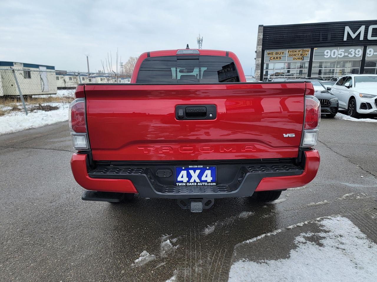 2022 Toyota Tacoma TRD Sport Photo