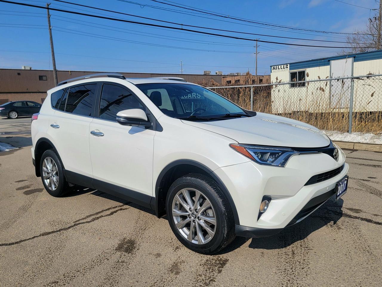 2017 Toyota RAV4 AWD | Limited | LOW KMS - Photo #1
