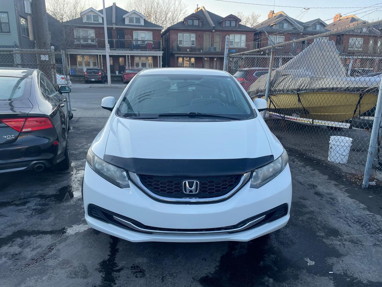 2013 Honda Civic LX *HEATED SEATS, SAFETY, 1Y WARRANTY ENG & TRAN* Photo