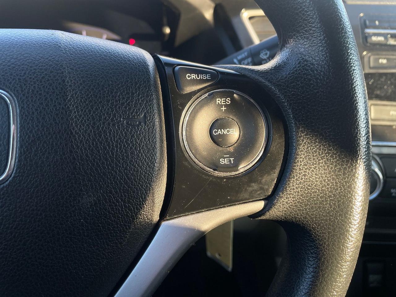 2013 Honda Civic LX *HEATED SEATS, SAFETY, 1Y WARRANTY ENG & TRAN* Photo