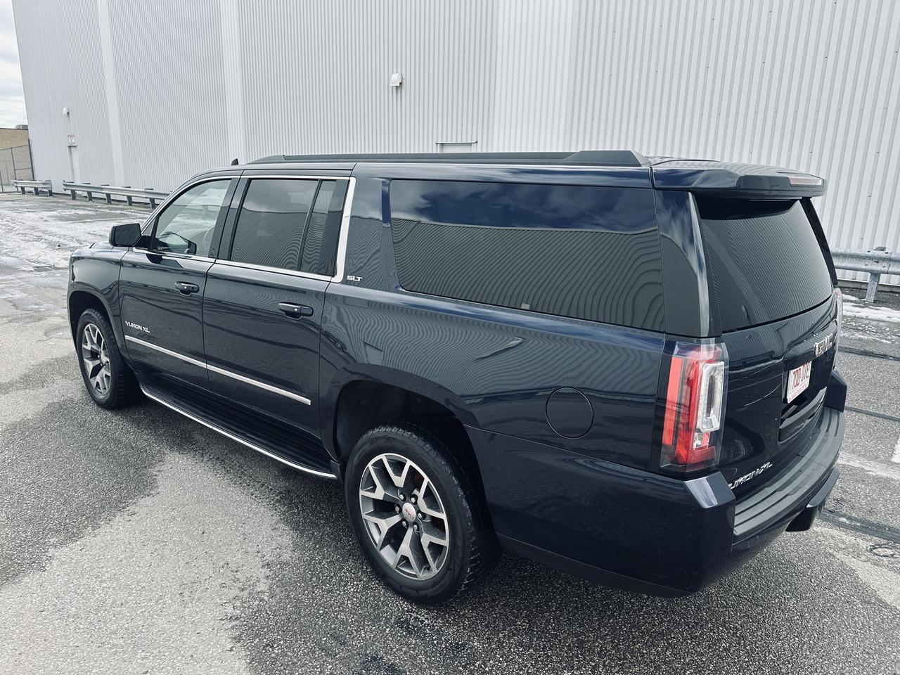 2017 GMC Yukon XL SLT 8 Passengers Fully Equiped Photo