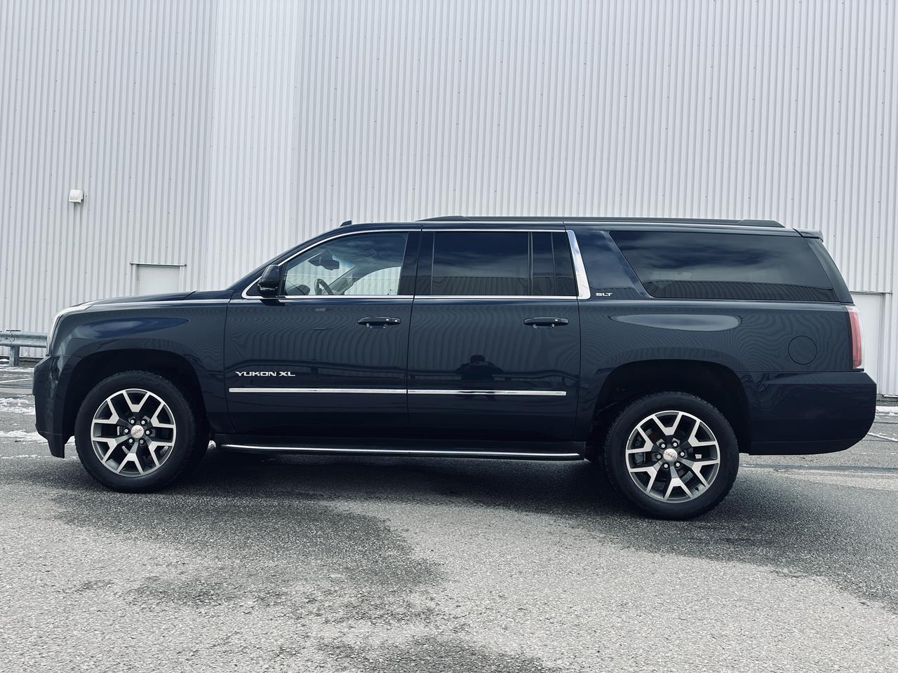 2017 GMC Yukon XL SLT 8 Passengers Fully Equiped Photo