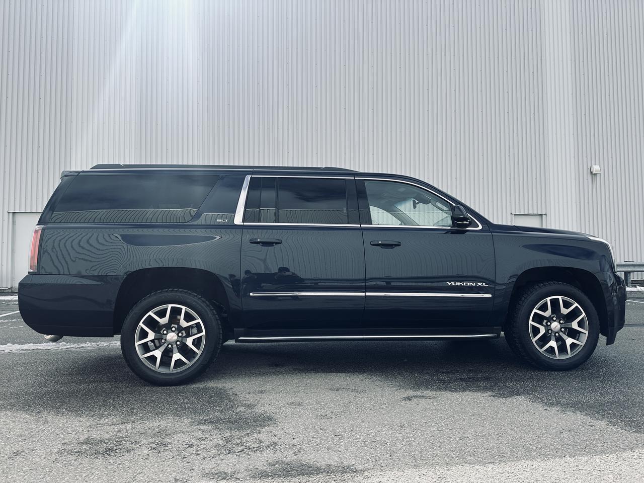 2017 GMC Yukon XL SLT 8 Passengers Fully Equiped Photo