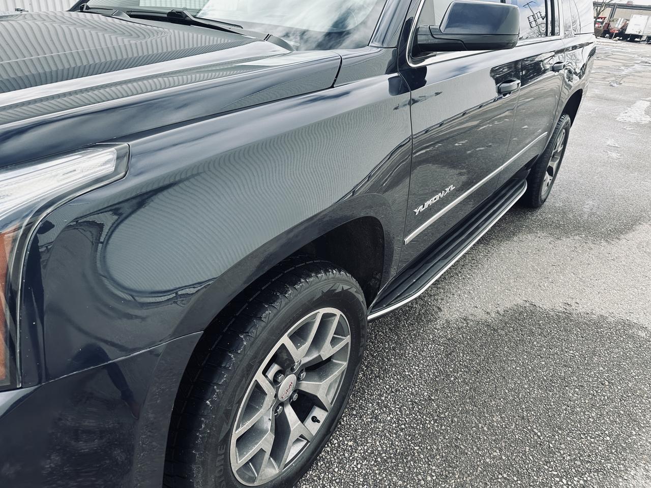 2017 GMC Yukon XL SLT 8 Passengers Fully Equiped Photo