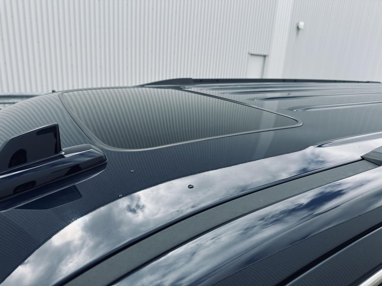 2017 GMC Yukon XL SLT 8 Passengers Fully Equiped Photo