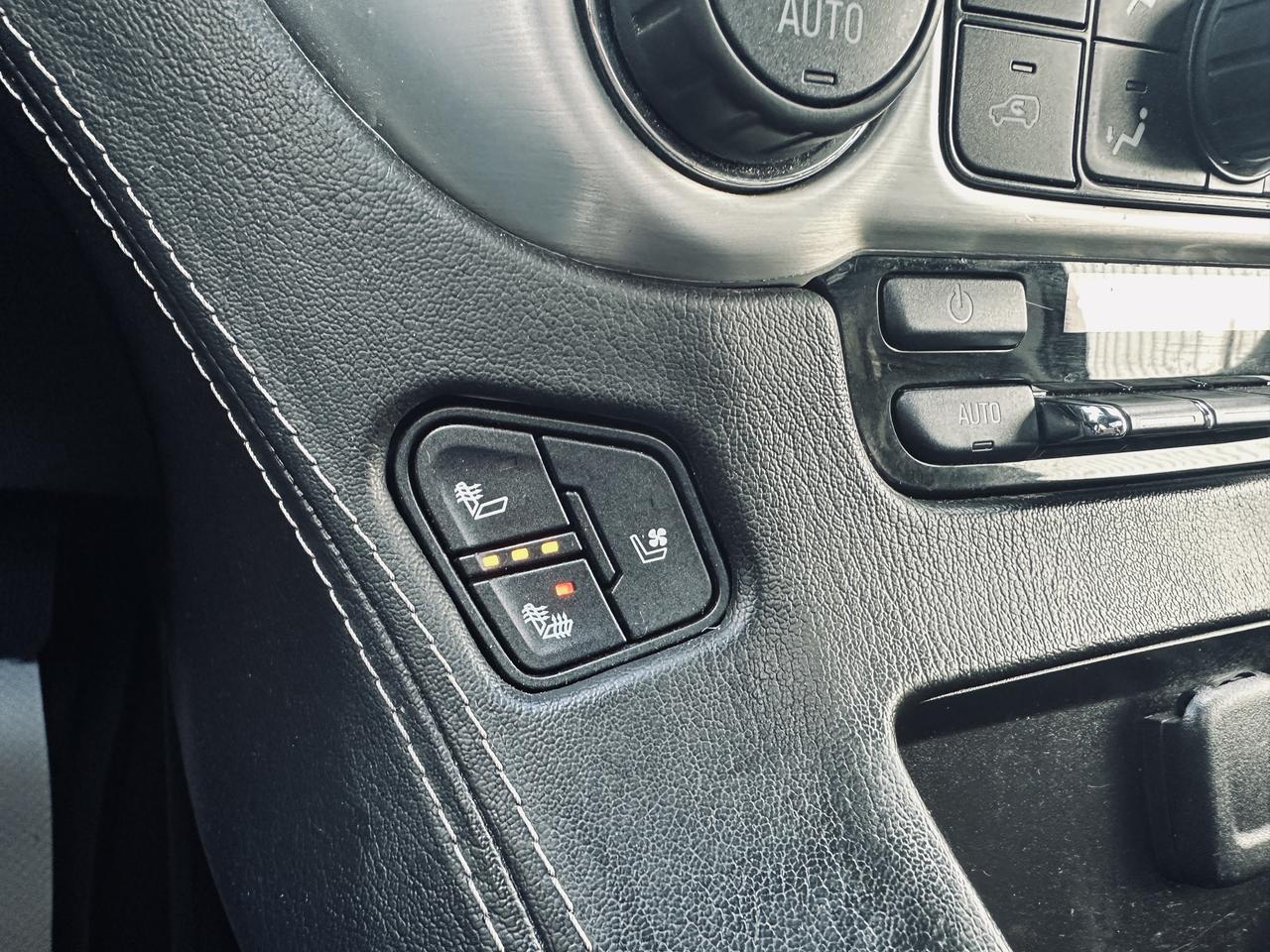 2017 GMC Yukon XL SLT 8 Passengers Fully Equiped Photo