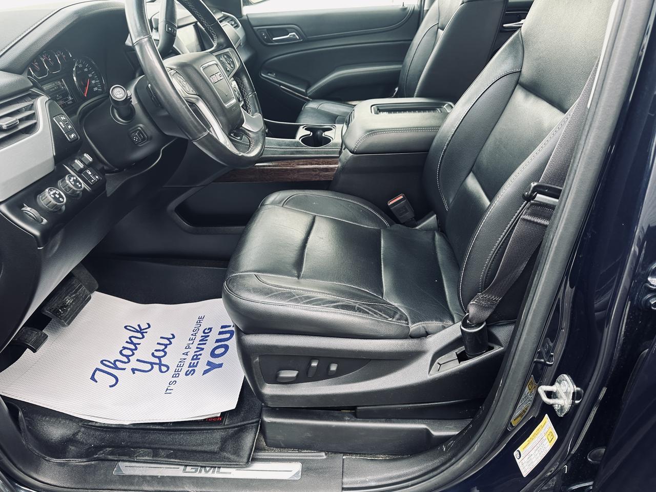 2017 GMC Yukon XL SLT 8 Passengers Fully Equiped Photo