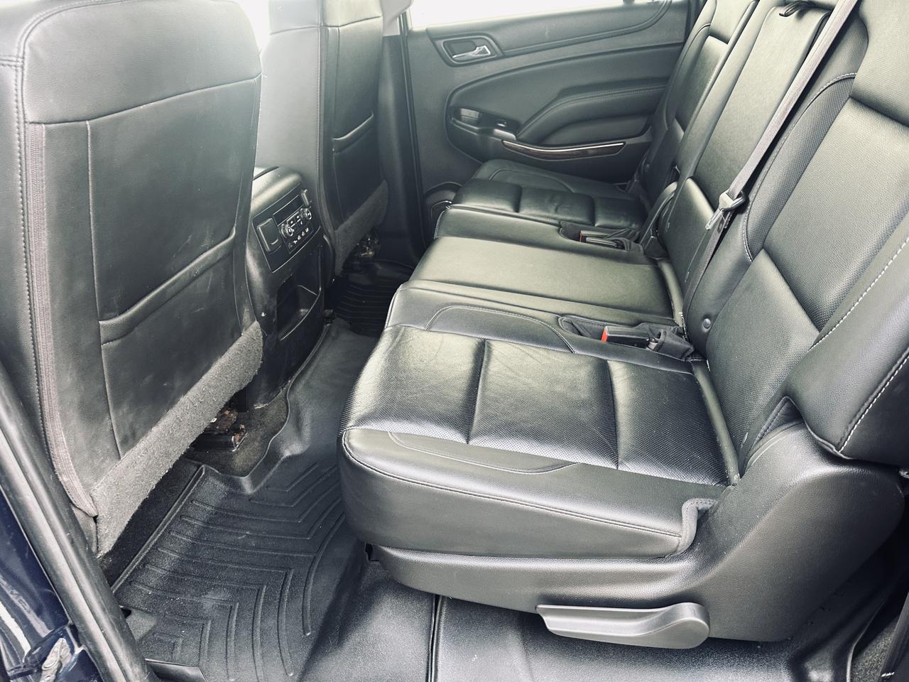 2017 GMC Yukon XL SLT 8 Passengers Fully Equiped Photo