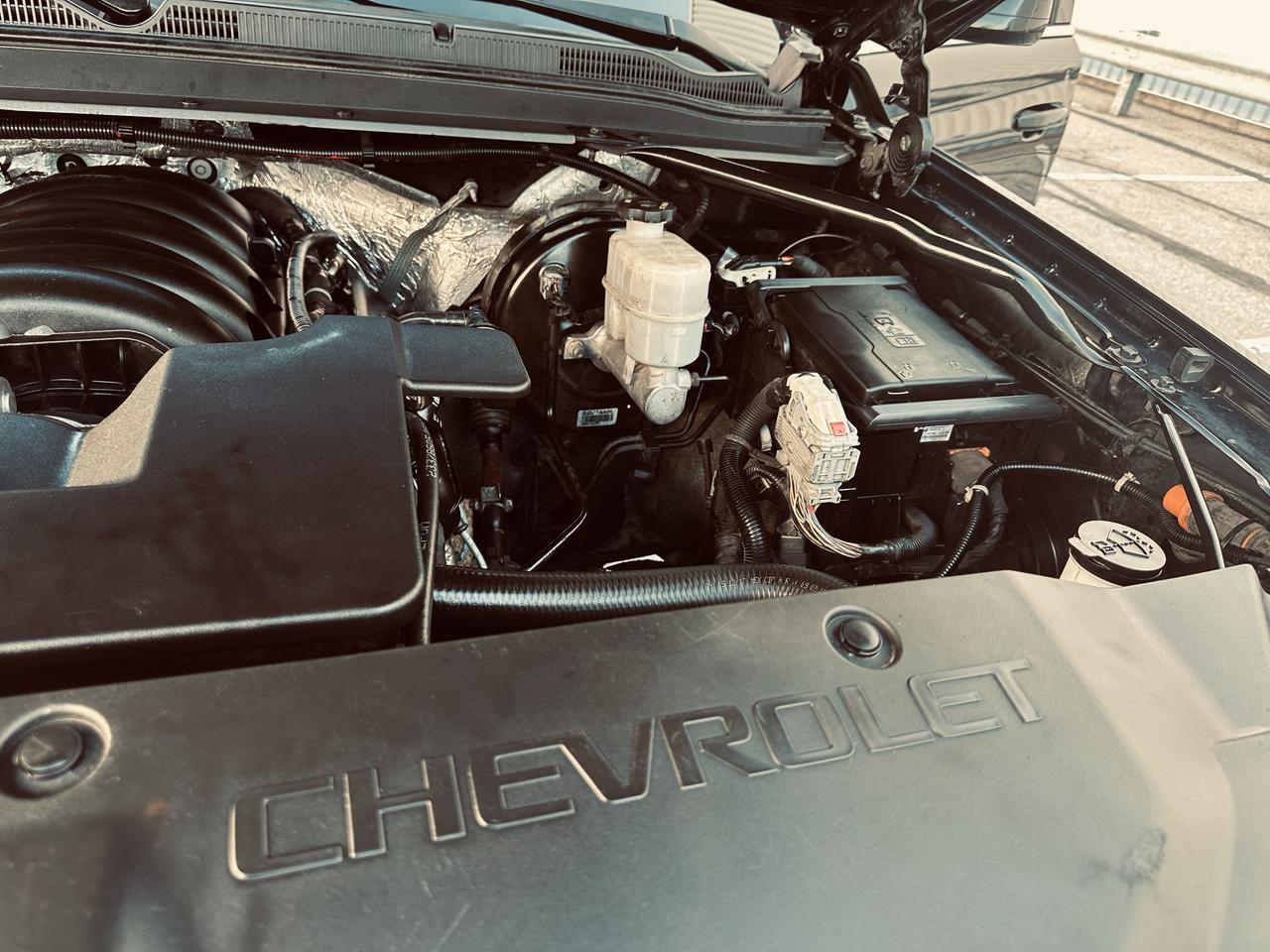 2017 Chevrolet Suburban LT 8 Pass Triple Black Fully Equiped Photo