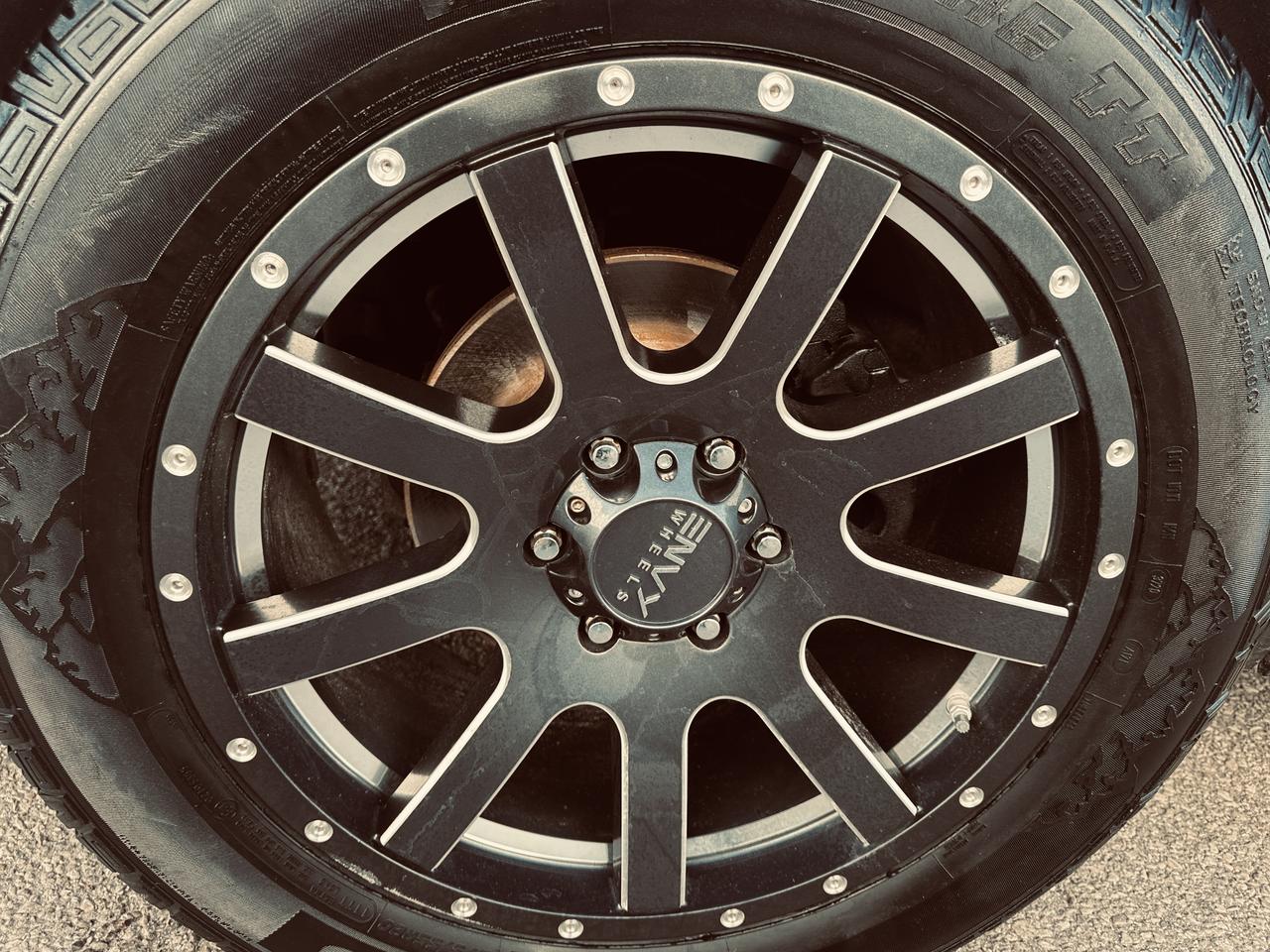 2017 Chevrolet Suburban LT 8 Pass Triple Black Fully Equiped Photo