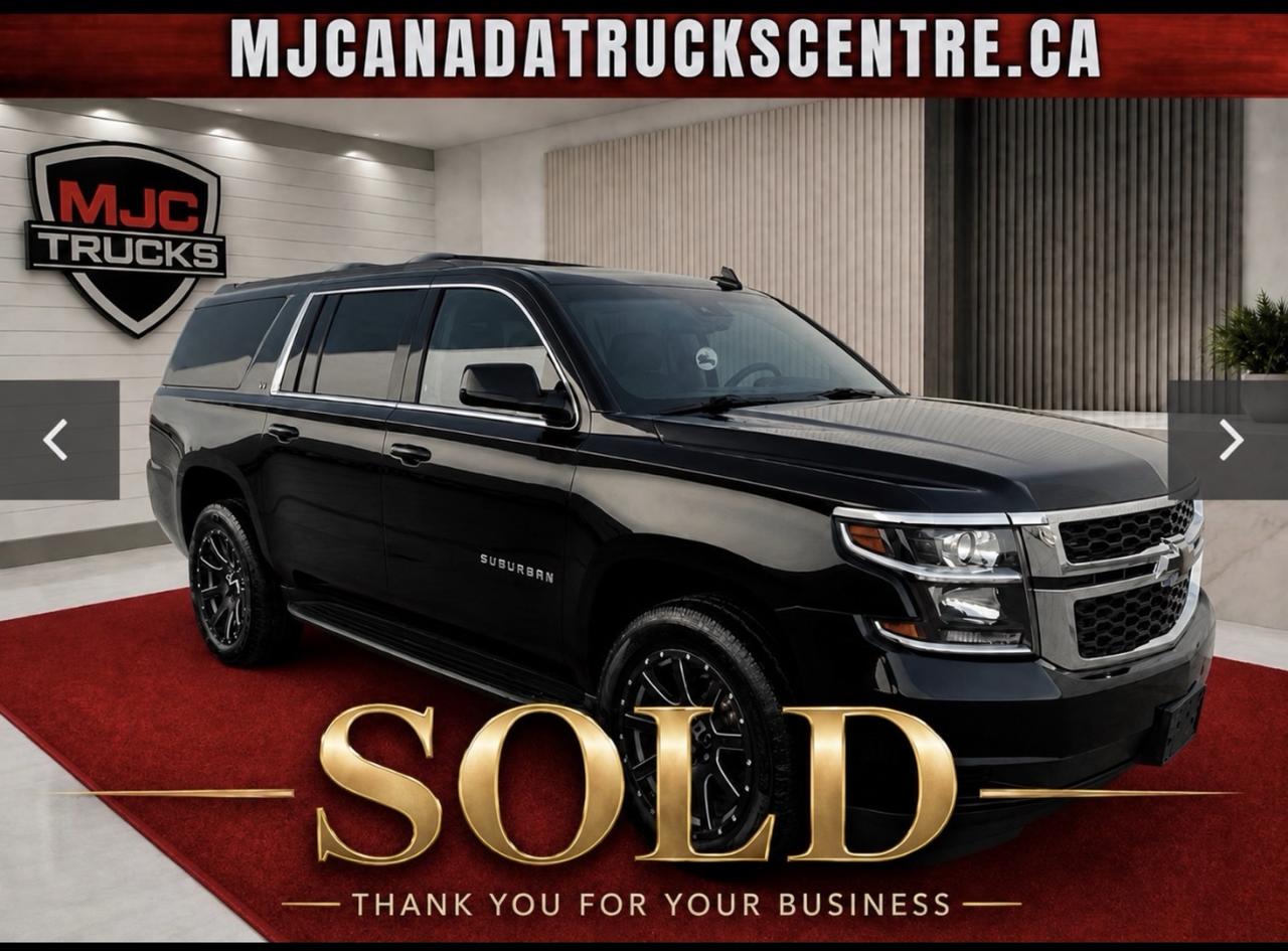 2017 Chevrolet Suburban LT 8 Pass Triple Black Fully Equiped Photo