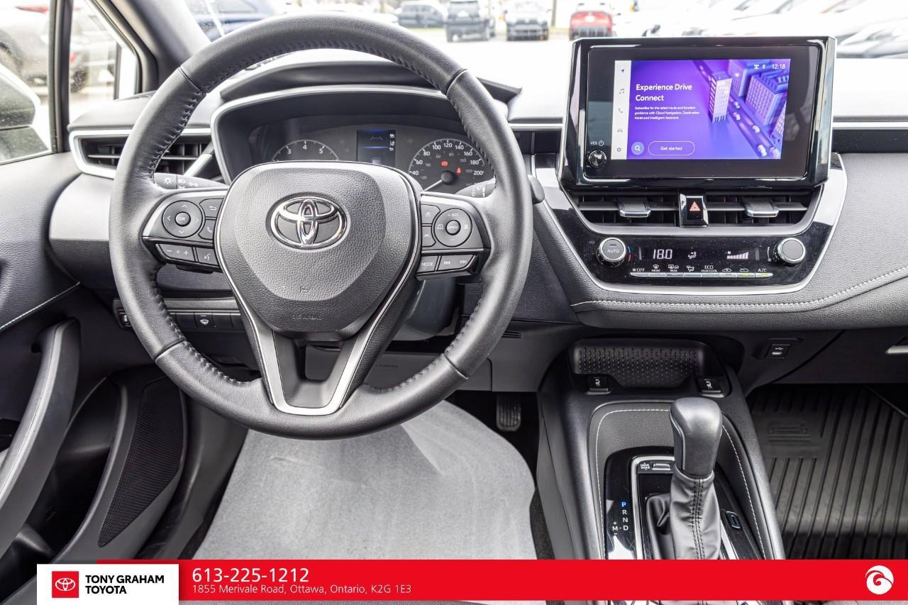 2025 Toyota Corolla Hatchback Photo