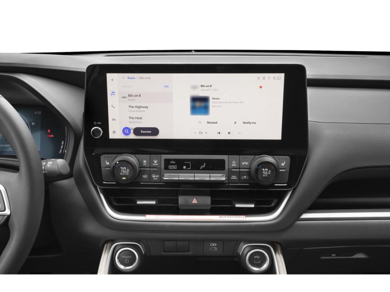 2024 Toyota Grand Highlander Hybrid XLE Photo