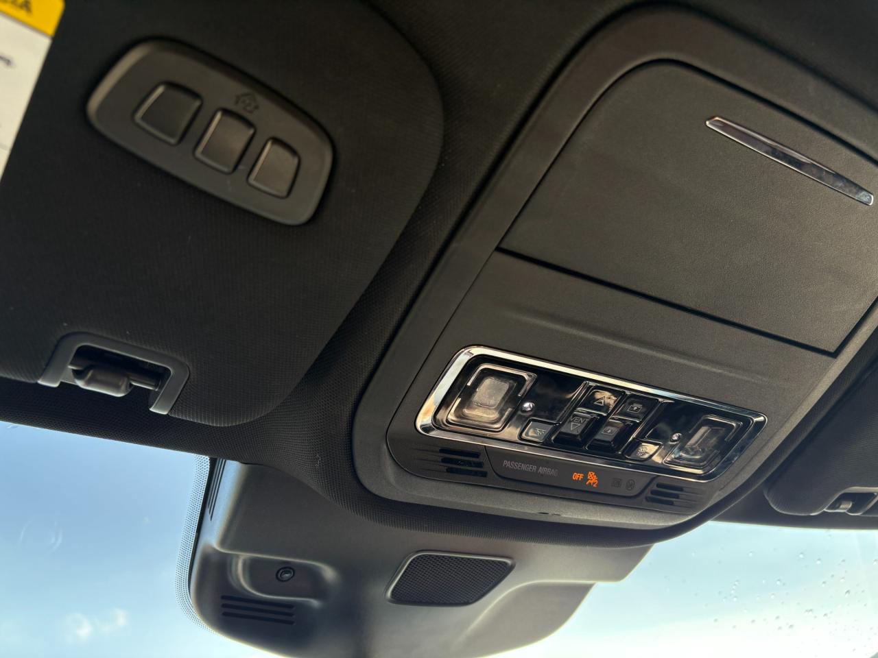 2022 Lincoln Aviator Reserve 200A|TOWPKG|NEW TIRES| HTD STERRING| COOLED SEATS Photo