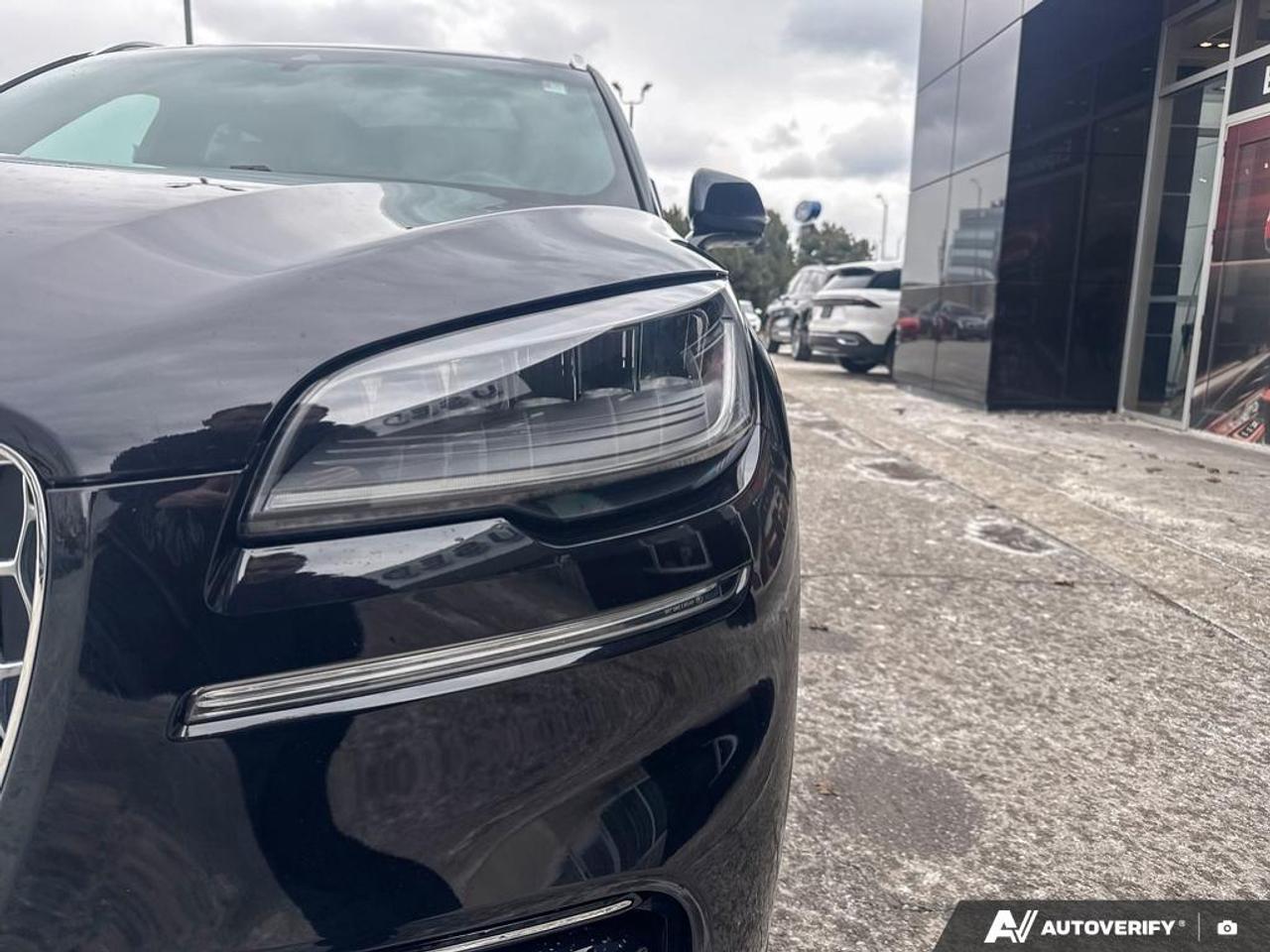 2022 Lincoln Aviator Reserve 200A|TOWPKG|NEW TIRES| HTD STERRING| COOLED SEATS Photo