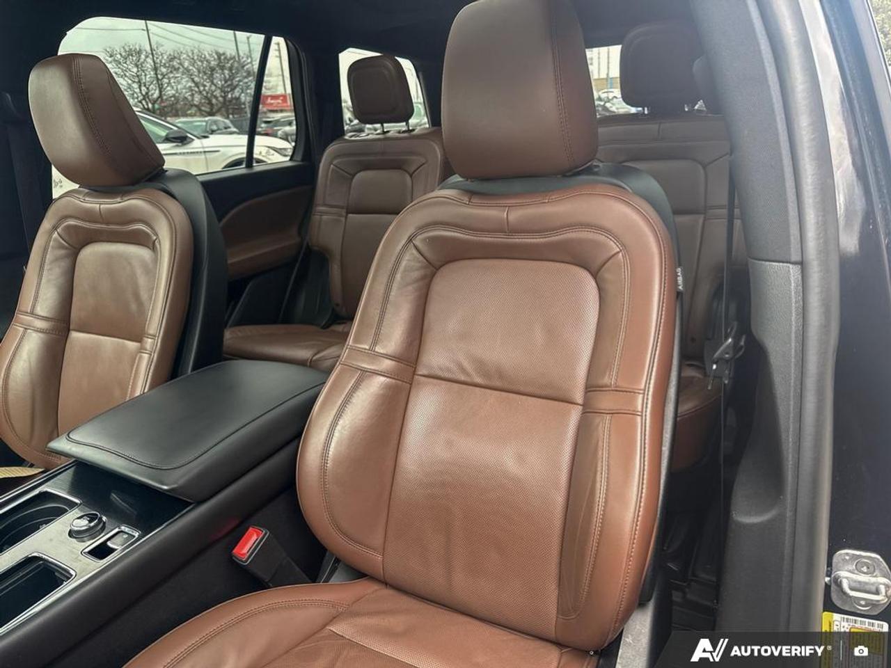 2022 Lincoln Aviator Reserve 200A|TOWPKG|NEW TIRES| HTD STERRING| COOLED SEATS Photo