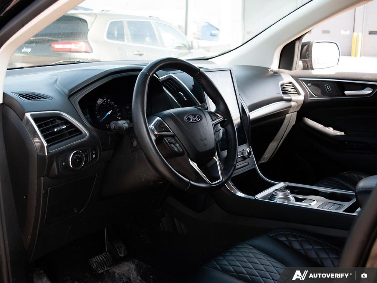 2023 Ford Edge Titanium BLIND SPOT DETECTION | WIRELESS CHARGING | LANE KE Photo