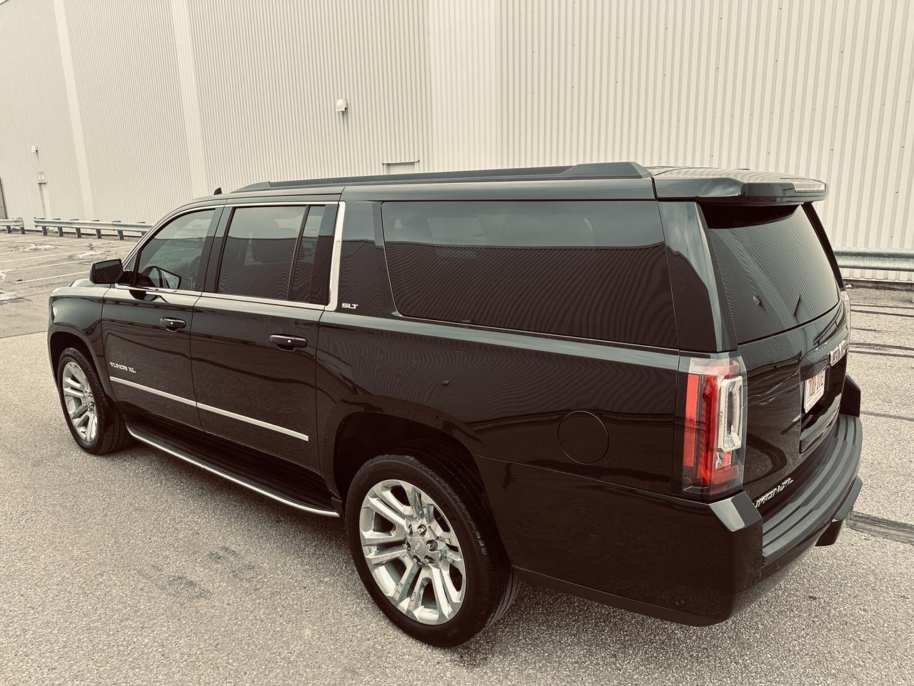 2020 GMC Yukon XL SLT 8 Passengers Triple Black Loaded Photo