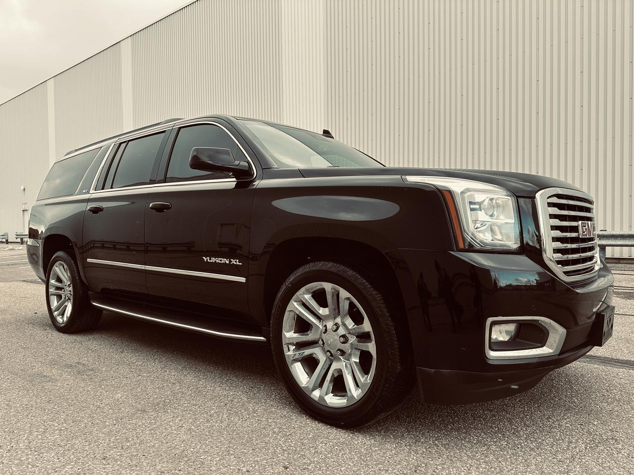2020 GMC Yukon XL SLT 8 Passengers Triple Black Loaded Photo
