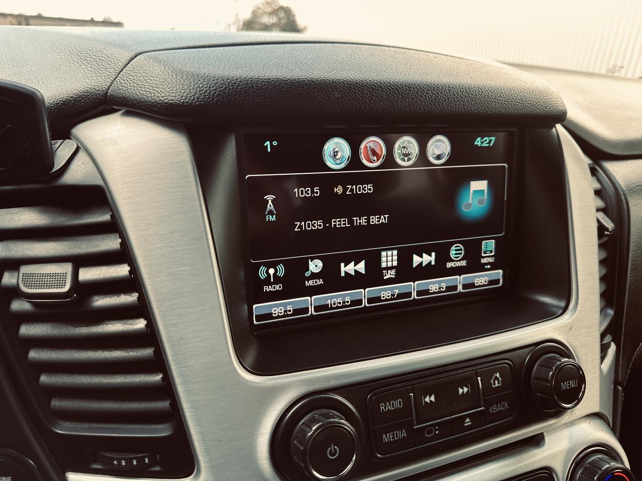 2020 GMC Yukon XL SLT 8 Passengers Triple Black Loaded Photo