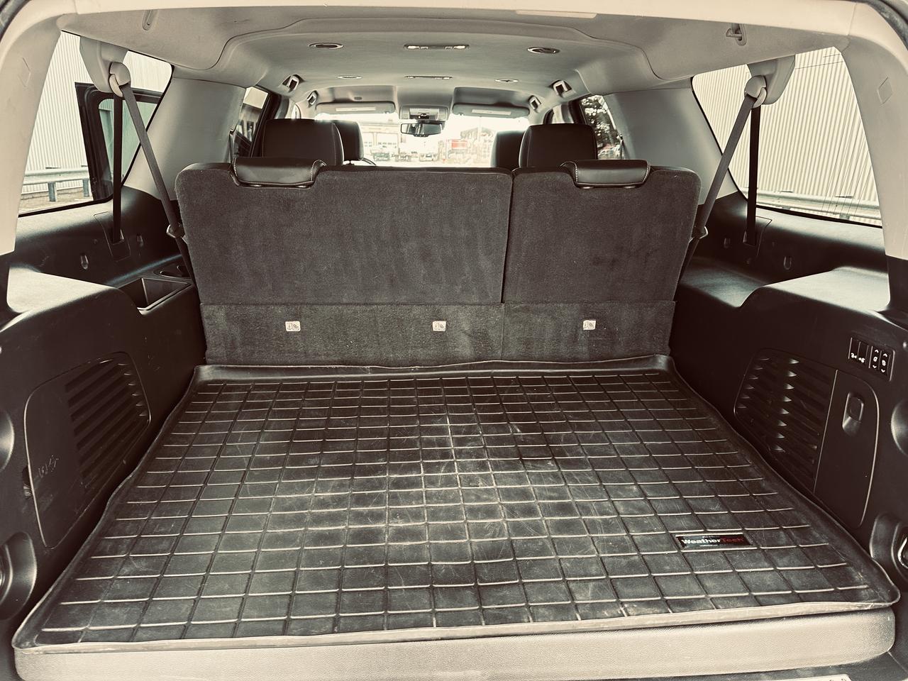 2020 GMC Yukon XL SLT 8 Passengers Triple Black Loaded Photo