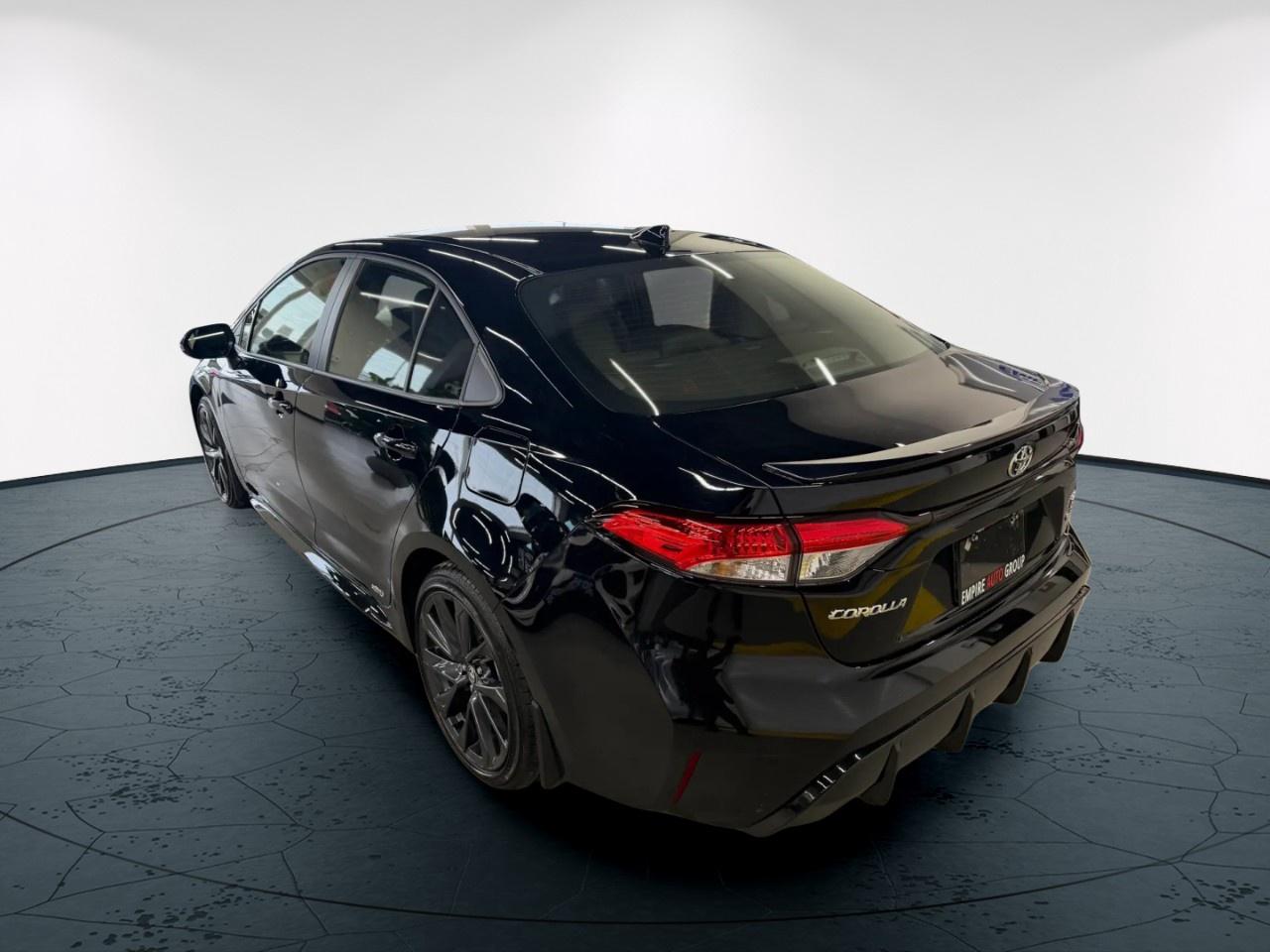 2026 Toyota Corolla Hybrid SE Photo