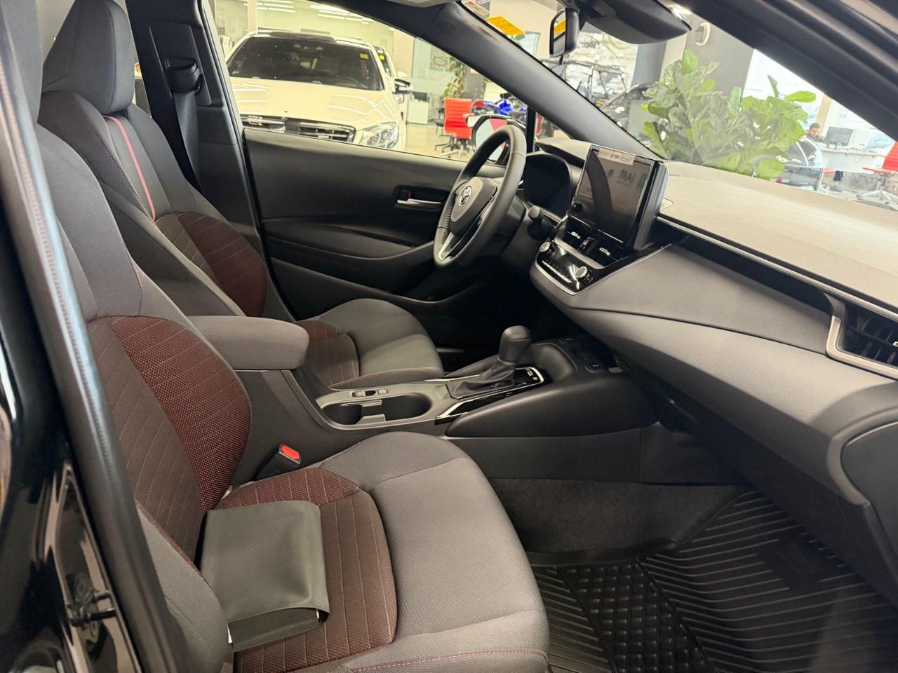 2026 Toyota Corolla Hybrid SE Photo