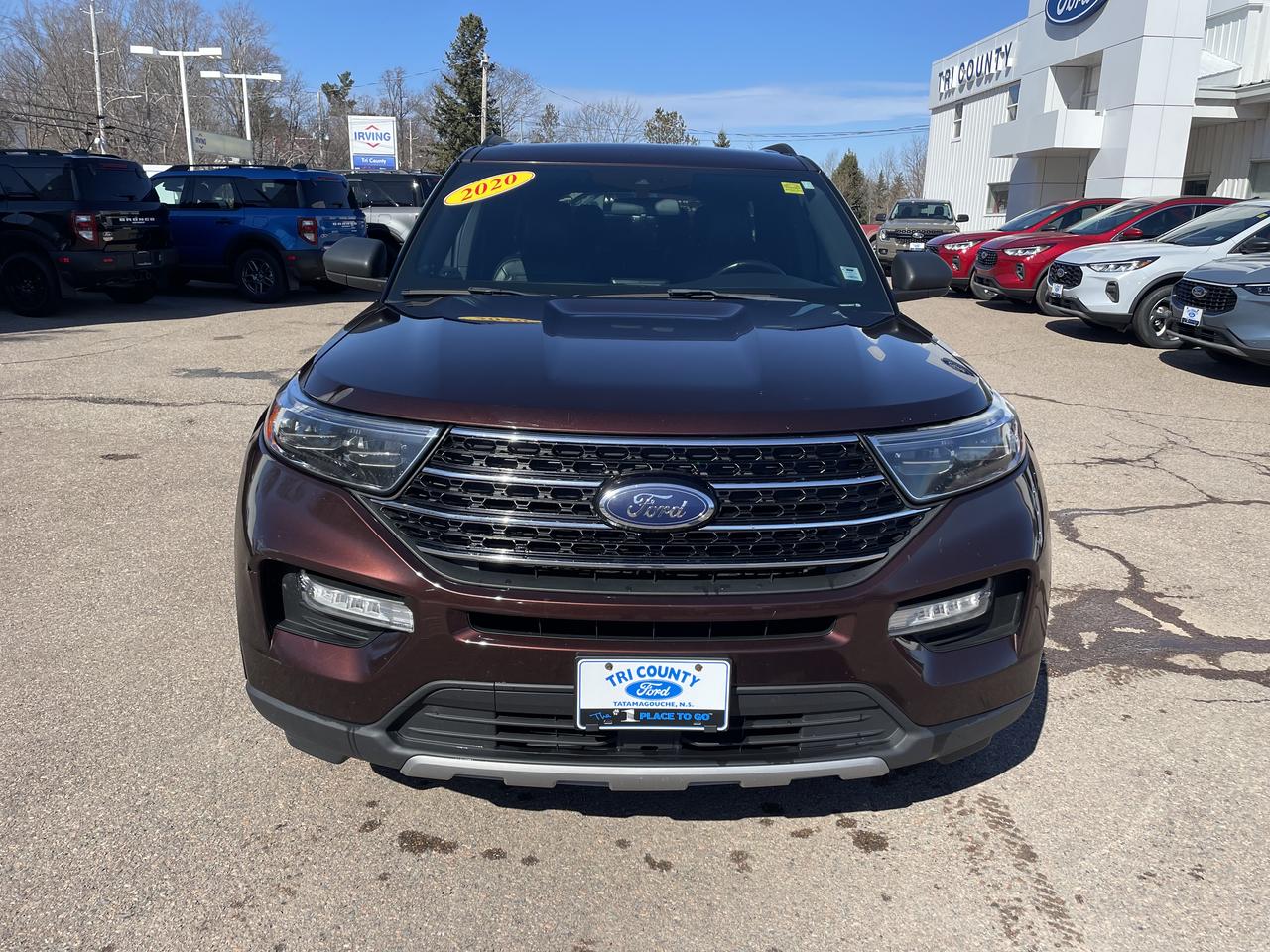 2020 Ford Explorer XLT Photo1