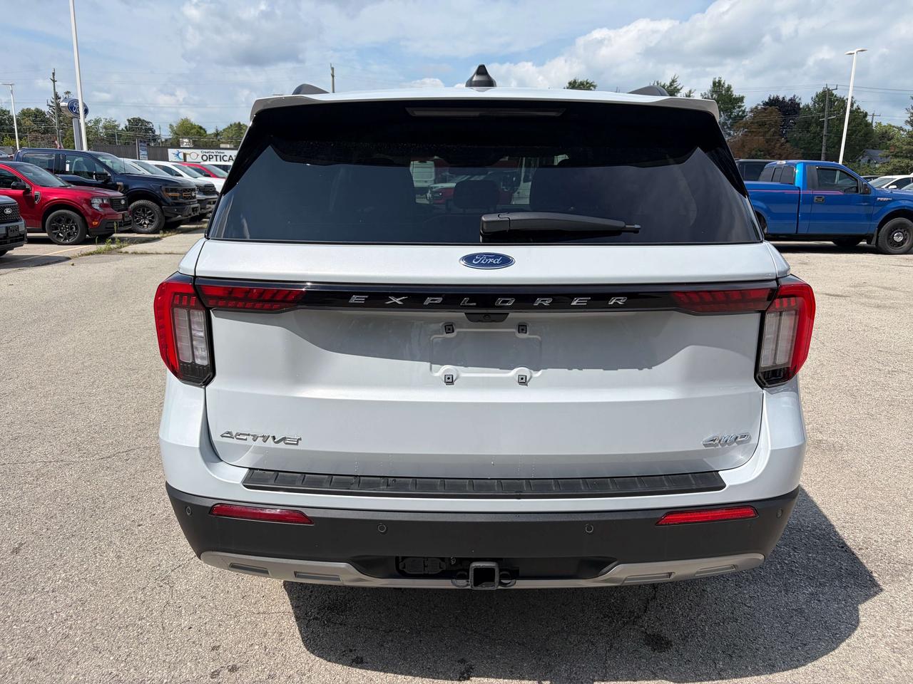 2026 Ford Explorer ACTIVE W/200A PKG 4WD 200A Photo3
