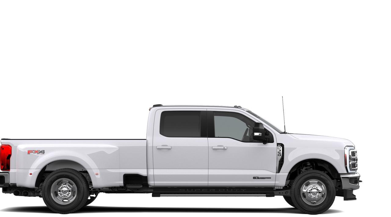 2026 Ford F-350 Super Duty DRW XLT 4WD CREW CAB 8' BOX Photo4