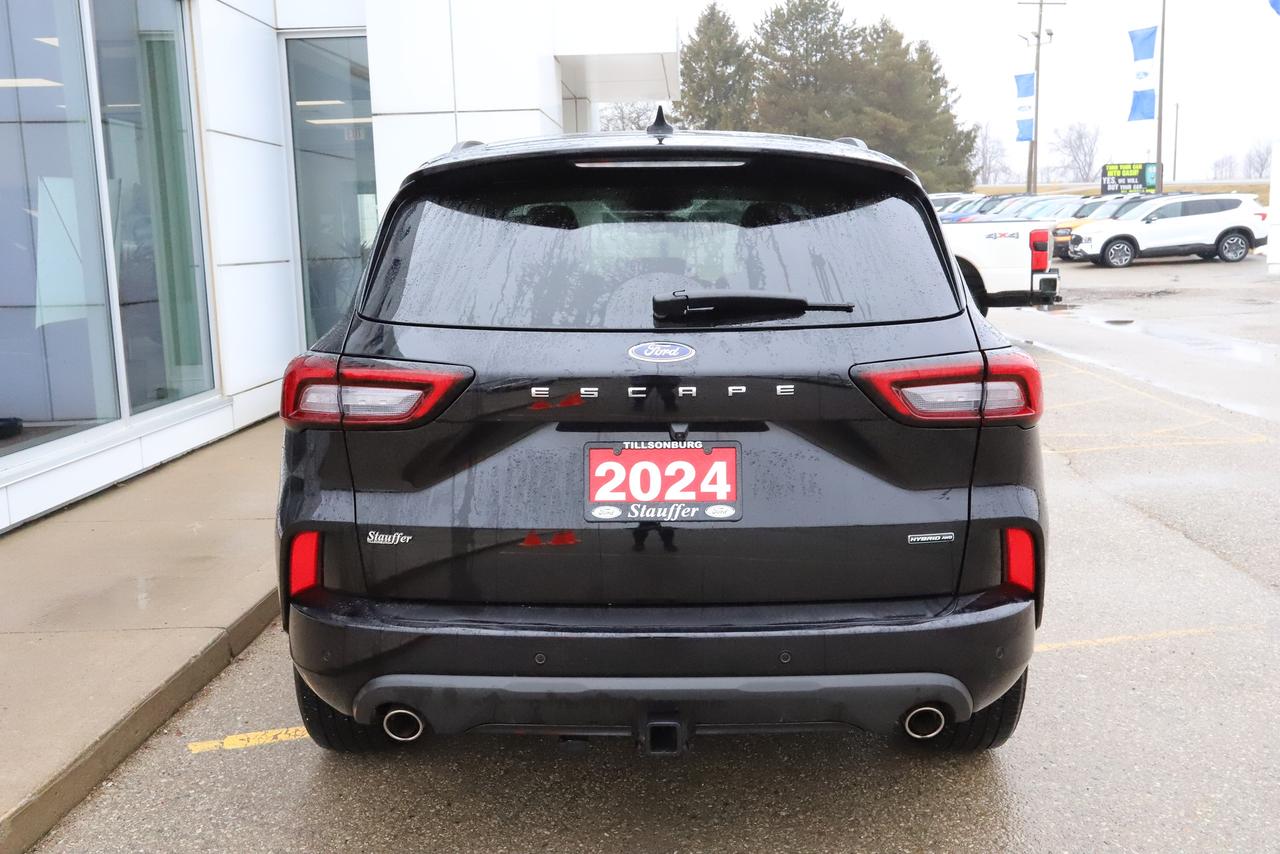 2024 Ford Escape ST-Line Elite AWD Photo4