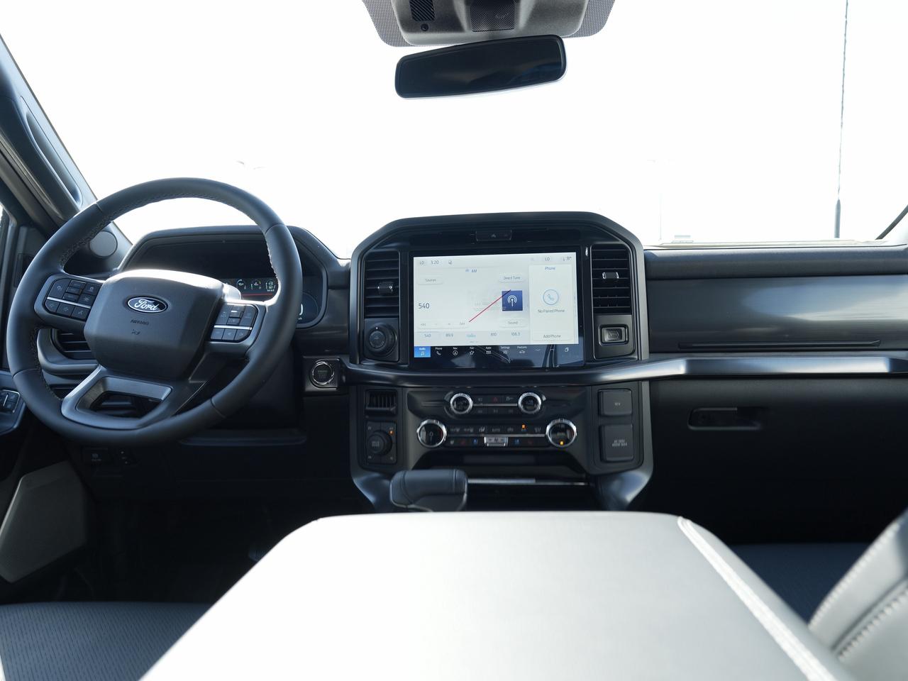 2026 Ford F-150 LARIAT | LEATHER | FOLDING BENCH SEATS Photo