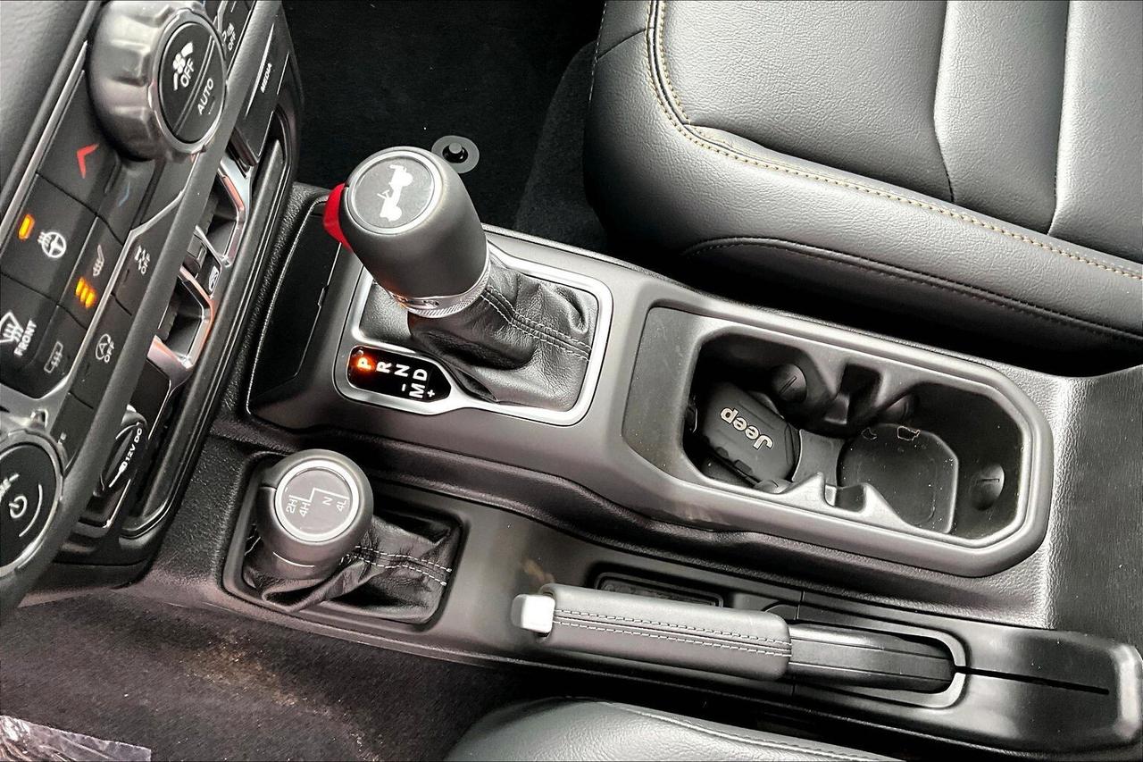 2026 Jeep Wrangler SAHARA 4DR | Leather | Hardtop | Premium Audio Photo