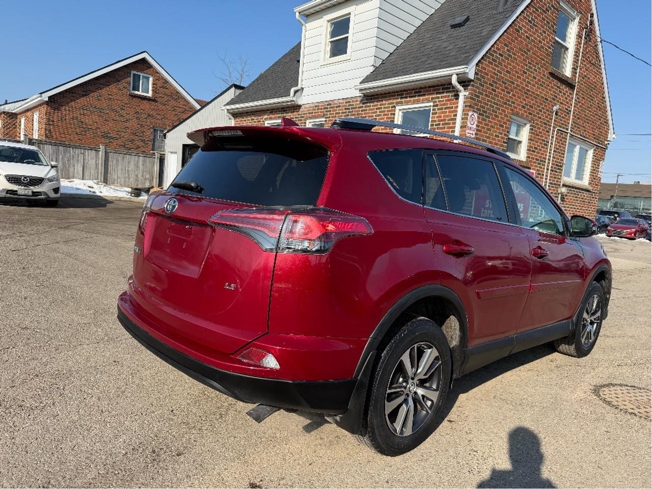 2018 Toyota RAV4 LE | Very Well Maintained | Drives Great Photo