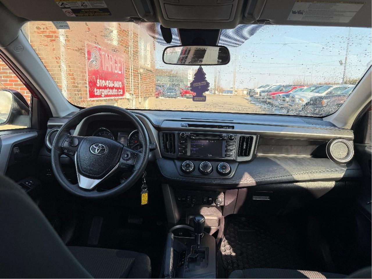 2018 Toyota RAV4 LE | Very Well Maintained | Drives Great Photo