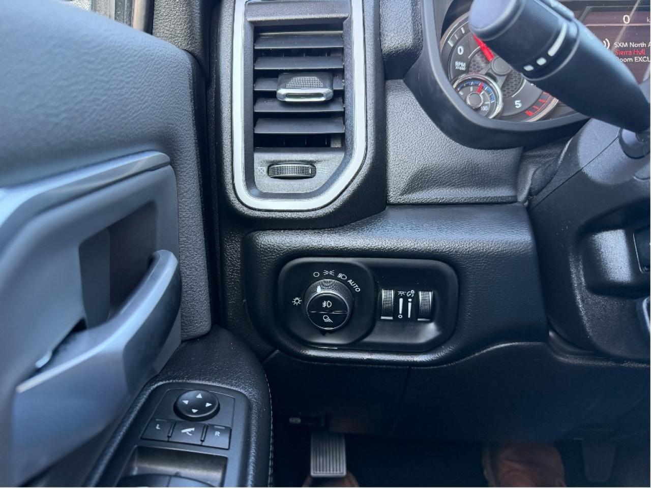 2019 RAM 3500 Big Horn Photo